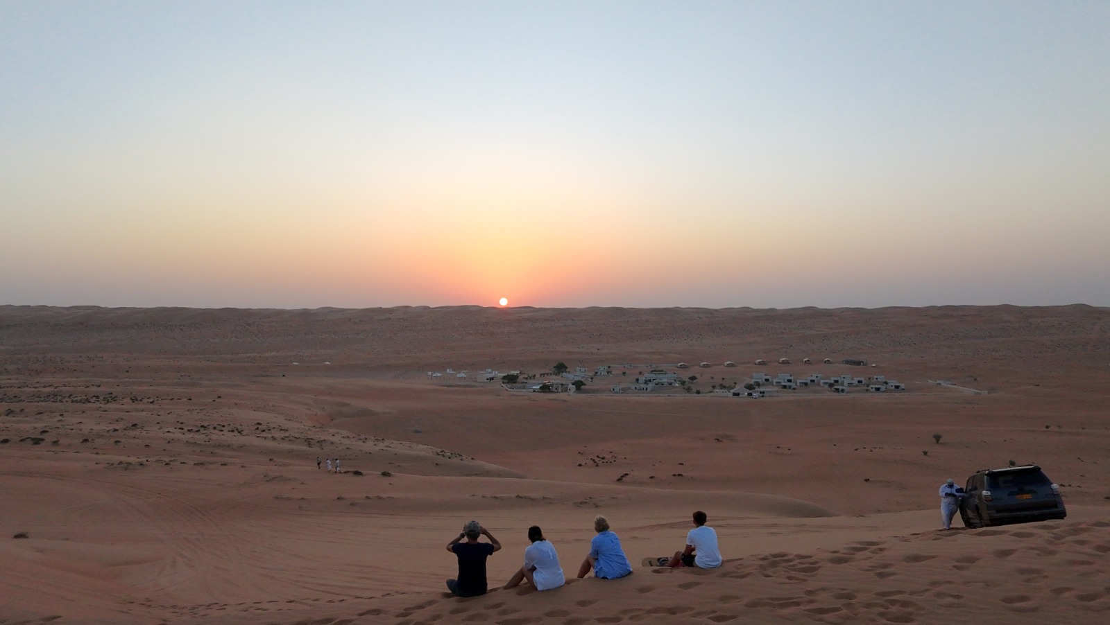 Guided Overnight Desert Camp Tour