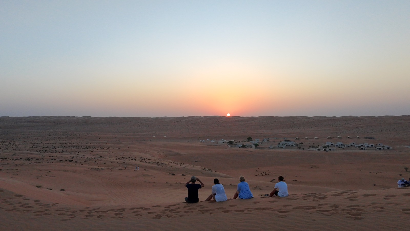 Guided Overnight Desert Camp Tour