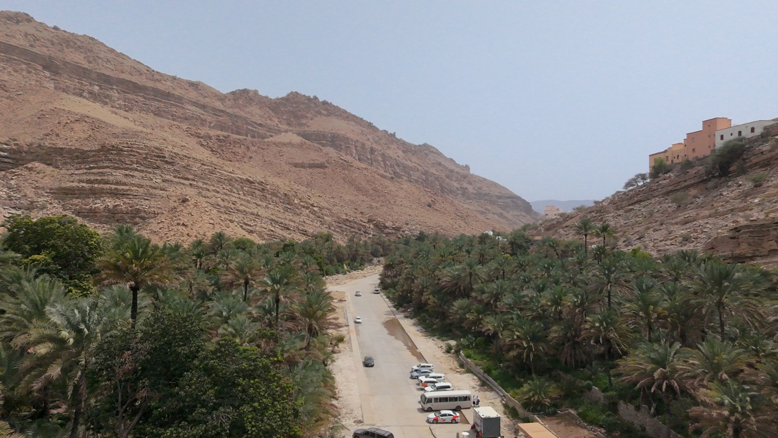 Desert and Wadi Bani Khalid Tour